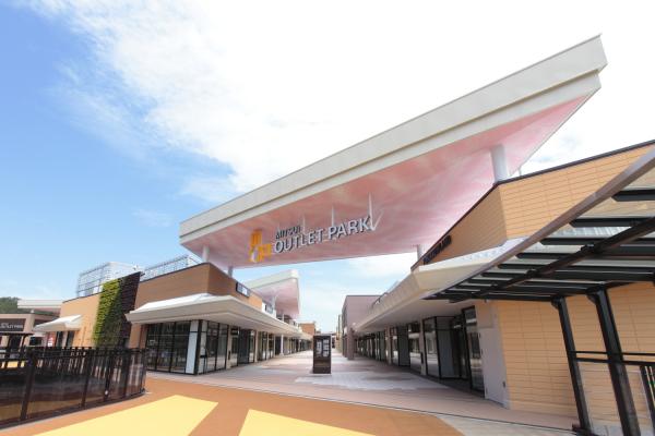 MITSUI OUTLET PARK 滋賀龍王