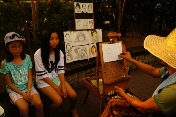 韓國 首爾 周末 限定 手作 市集 弘大 自由 市場 3-11月 弘大前兒童公園 工藝品 藝術品 手作小物